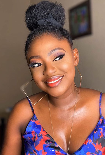 Outrage over Yvonne Jegede's careless sitting position - Starconnect Media