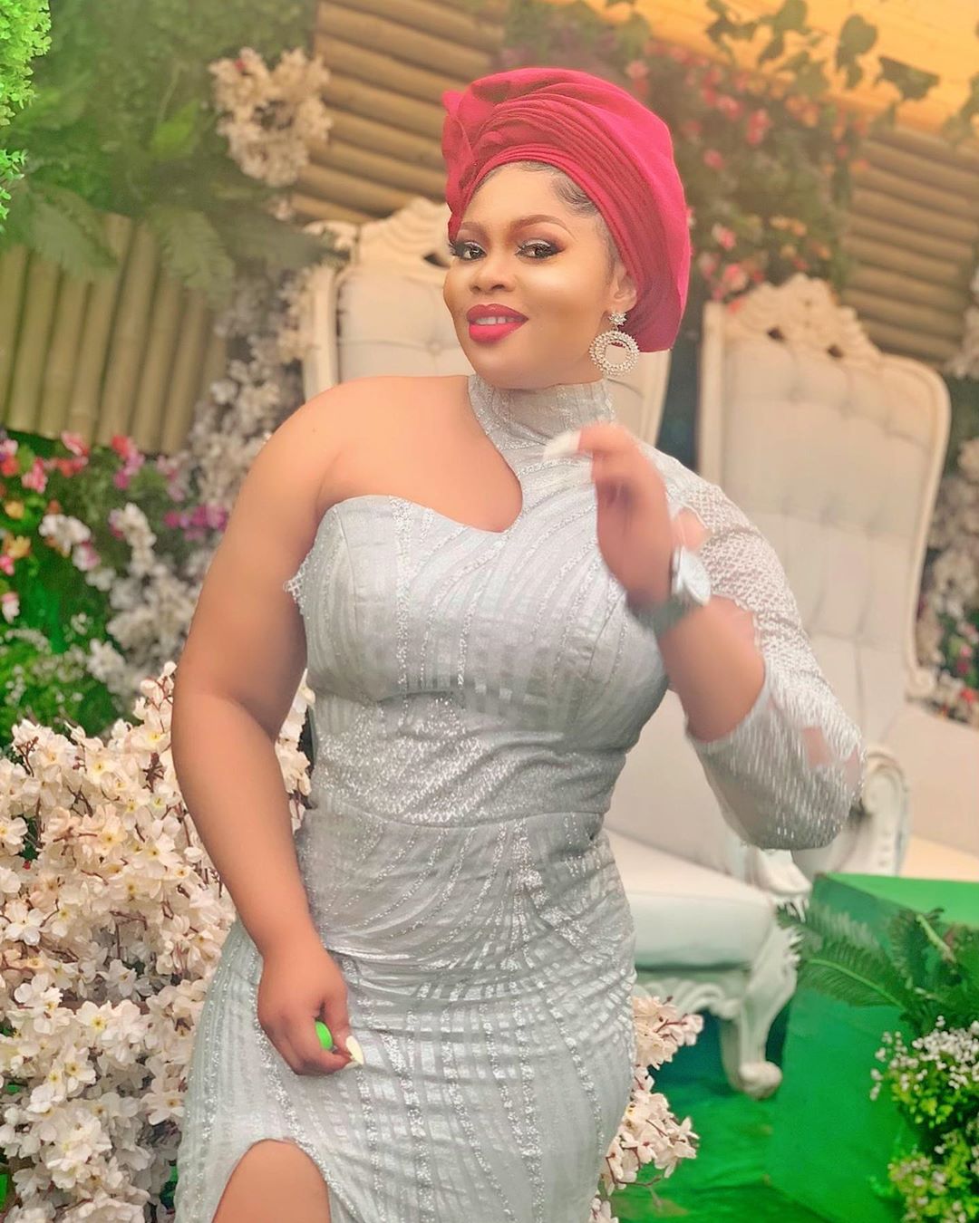 Chinwe Eze: Gina Kings Biography, Age, Husband, Net Worth, Instagram,  Married, Family, Nollywood Actress